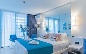 Smart Aparthotel Orbi City
