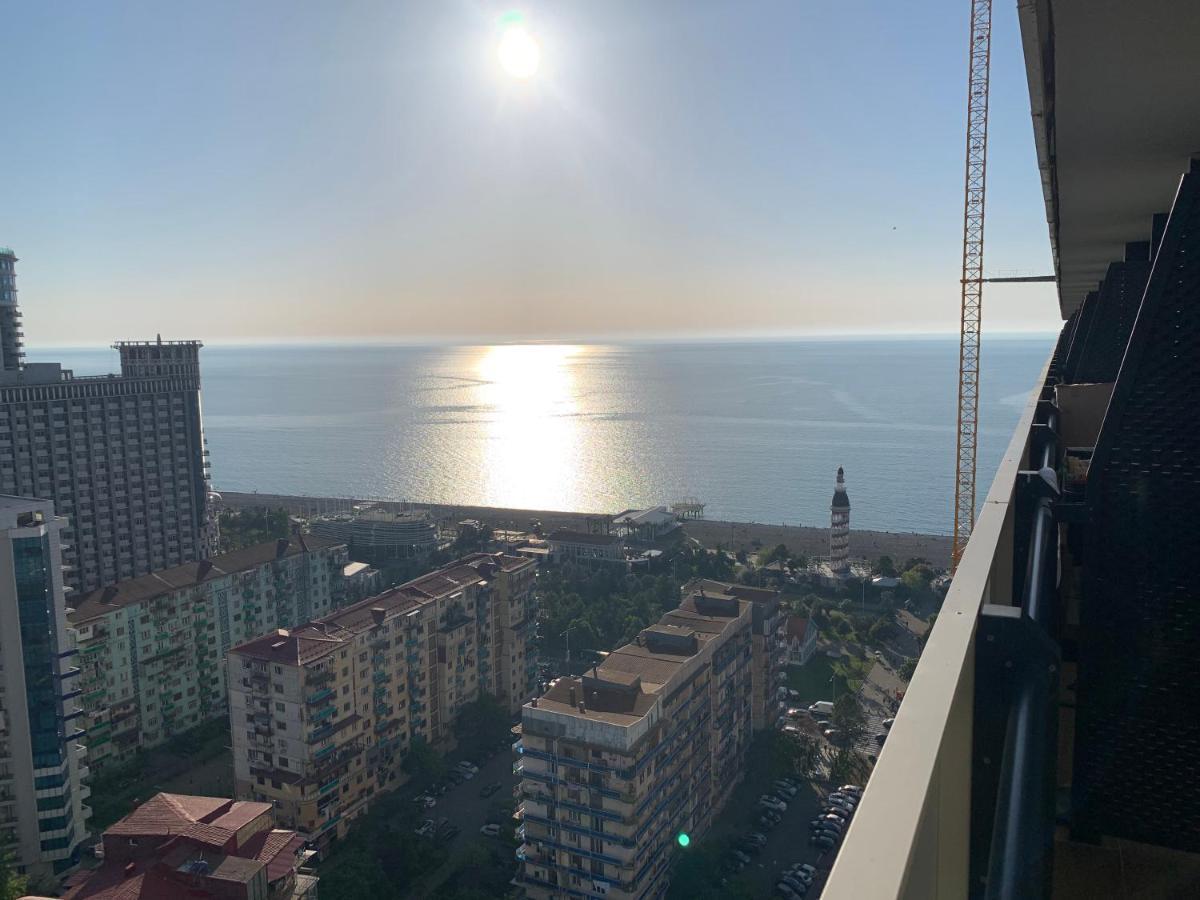 Smart Aparthotel Orbi City Batum Dış mekan fotoğraf
