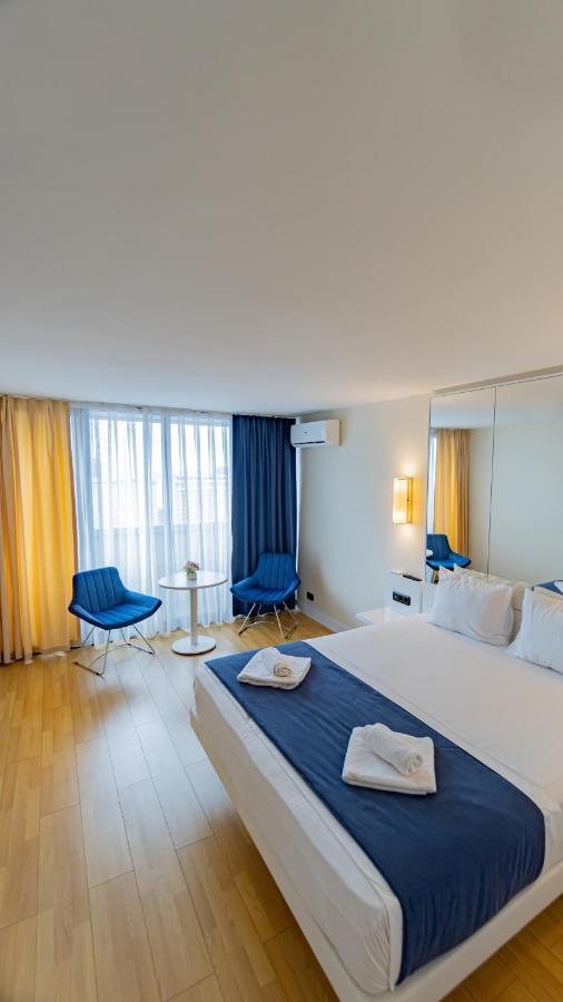 Smart Aparthotel Orbi City Batum Dış mekan fotoğraf
