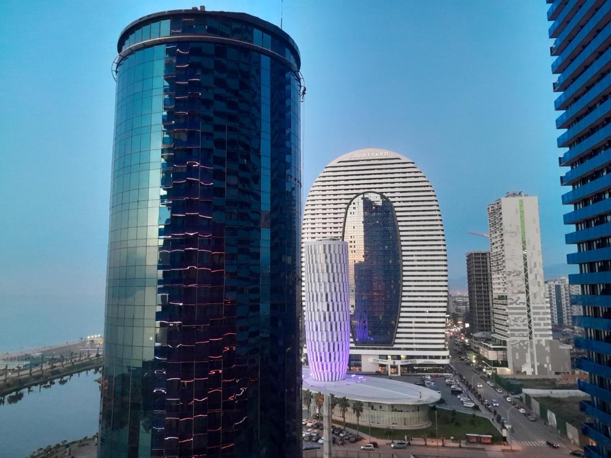 Smart Aparthotel Orbi City Batum Dış mekan fotoğraf