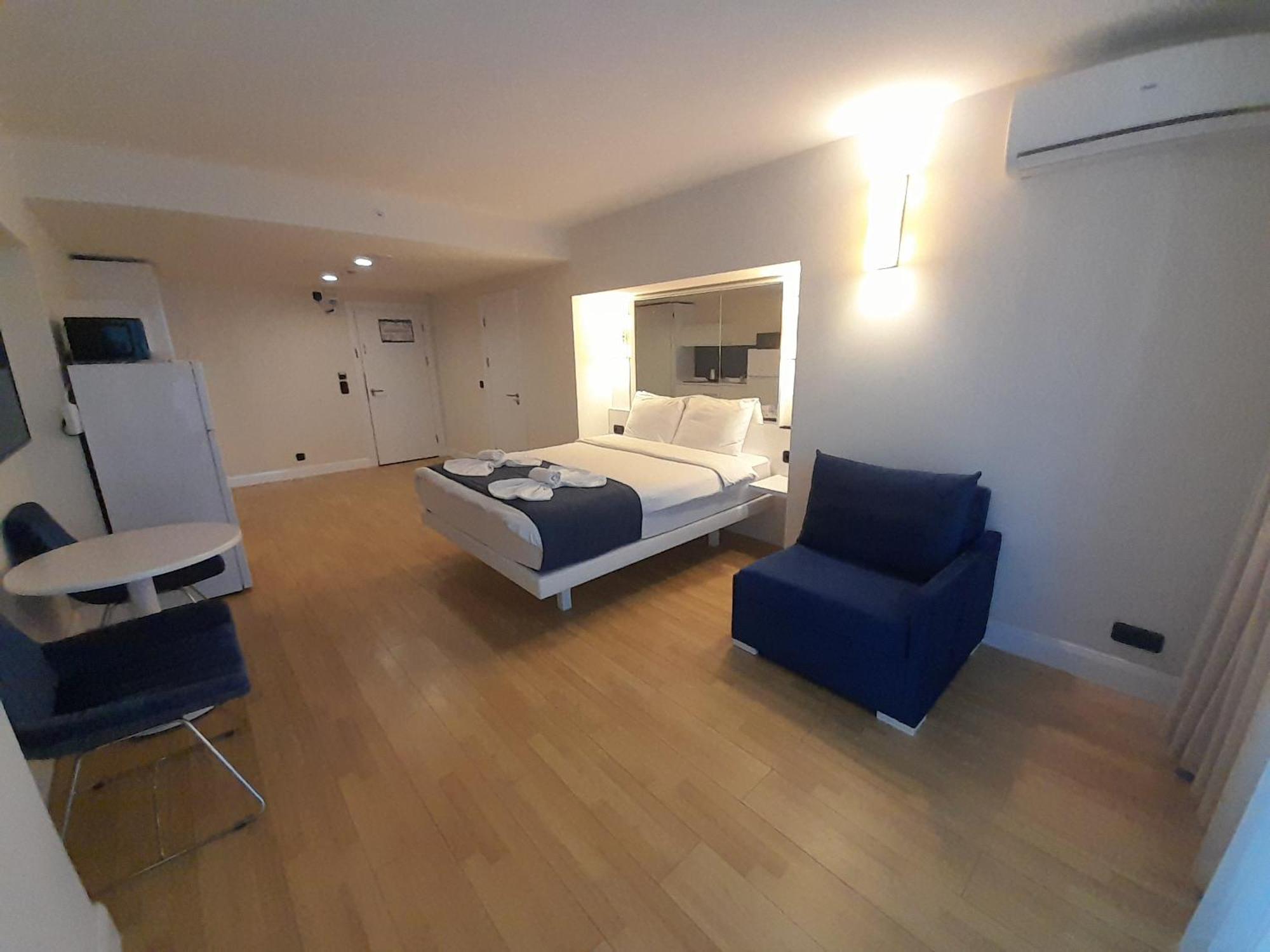 Smart Aparthotel Orbi City Batum Dış mekan fotoğraf